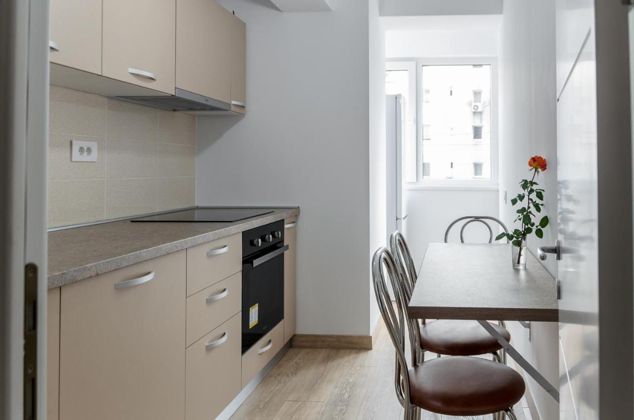 Luxury Apartments Newton By Glam Яссы Экстерьер фото